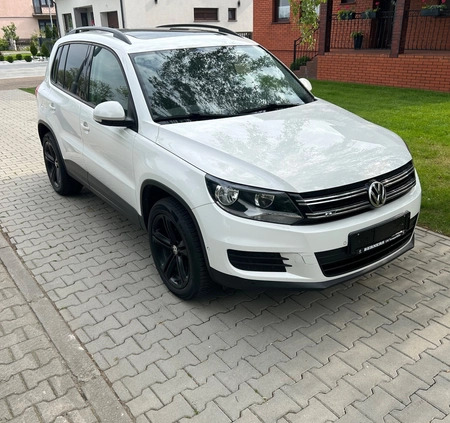 Volkswagen Tiguan cena 33900 przebieg: 172000, rok produkcji 2012 z Leszno małe 191